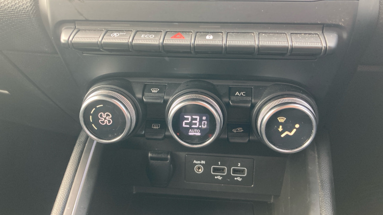 Renault Clio 1.0 TCe 90 Iconic Edition 5dr Petrol Hatchback